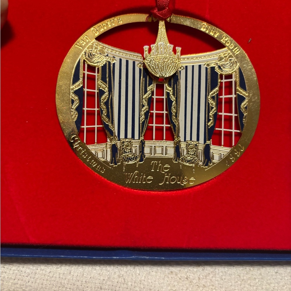 1990 White House Christmas Ornament, Historical Society